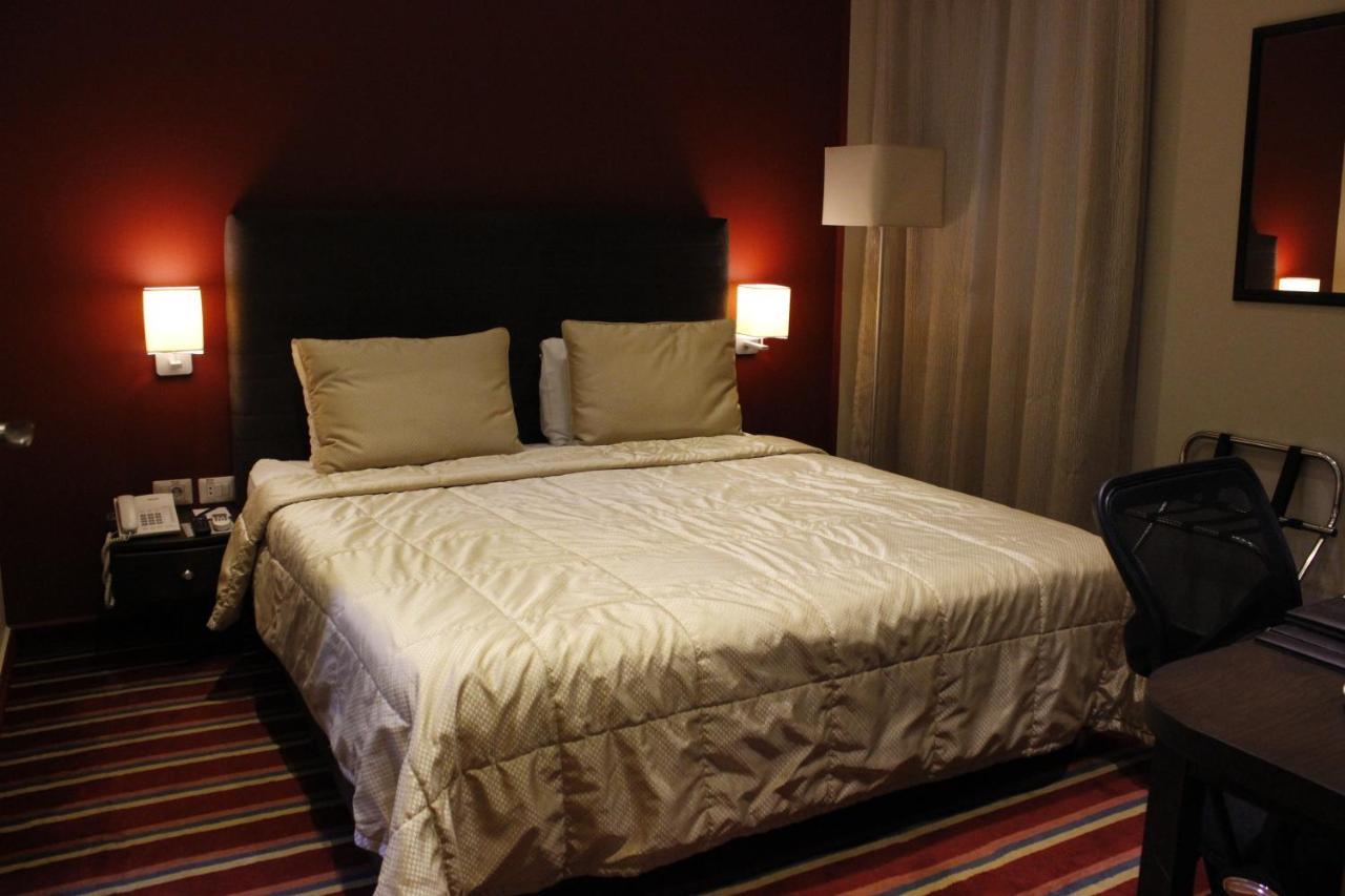 The J Hotel & Spa Beirut Exteriör bild
