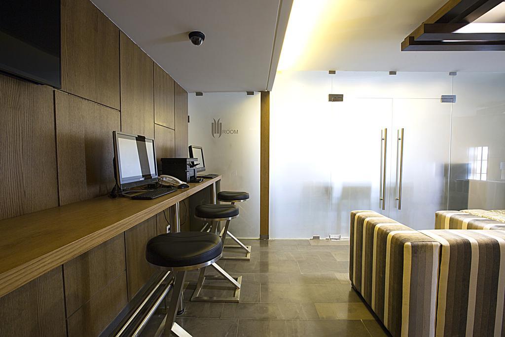 The J Hotel & Spa Beirut Exteriör bild