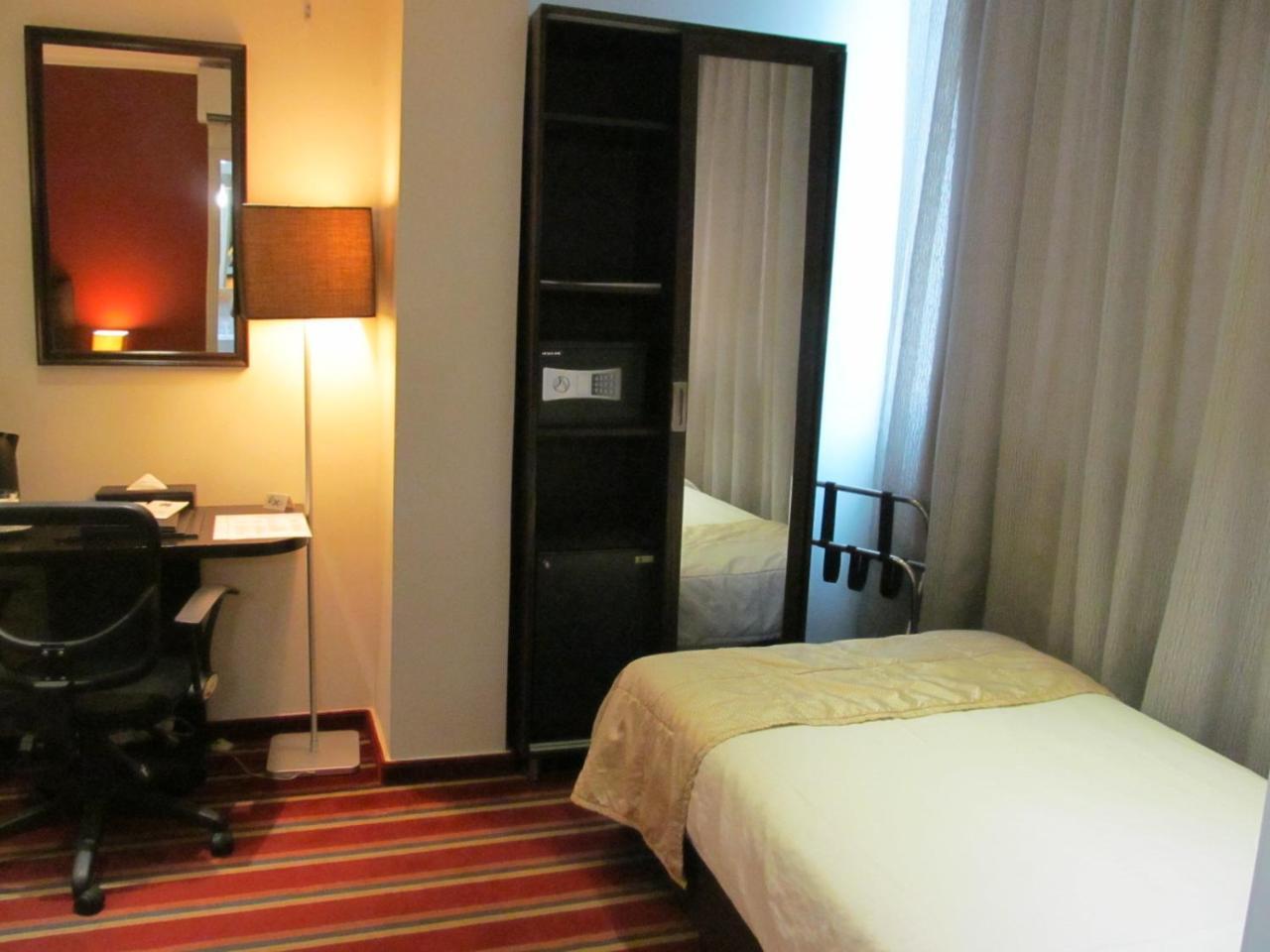 The J Hotel & Spa Beirut Exteriör bild
