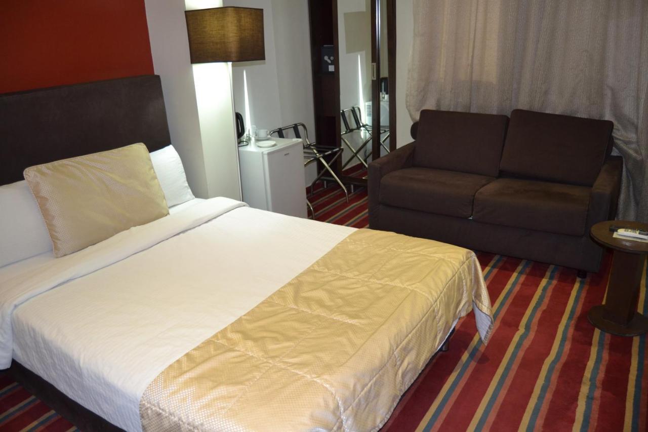 The J Hotel & Spa Beirut Exteriör bild