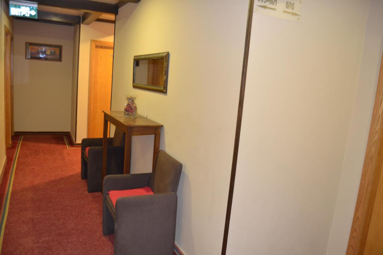 The J Hotel & Spa Beirut Exteriör bild
