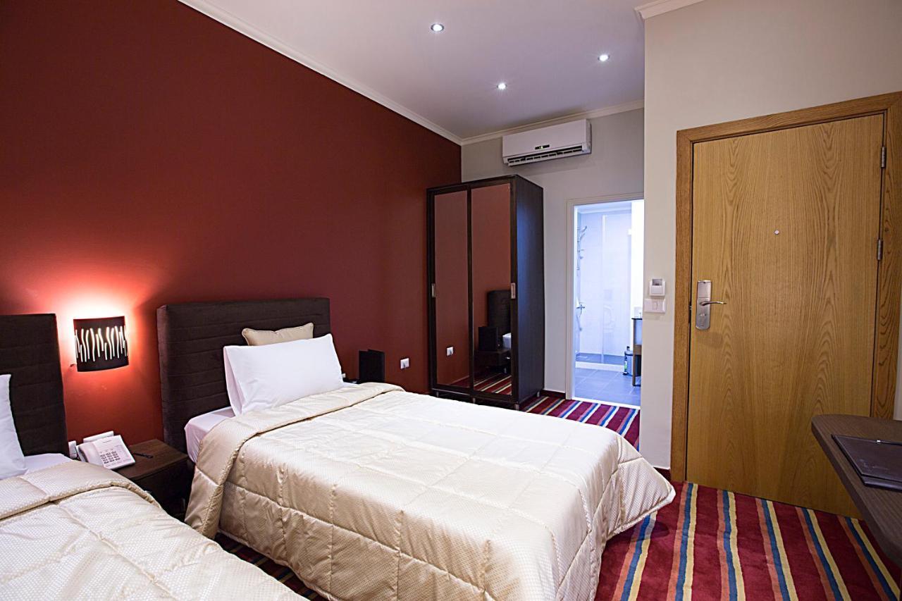 The J Hotel & Spa Beirut Exteriör bild